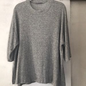 Short sleeve sweater